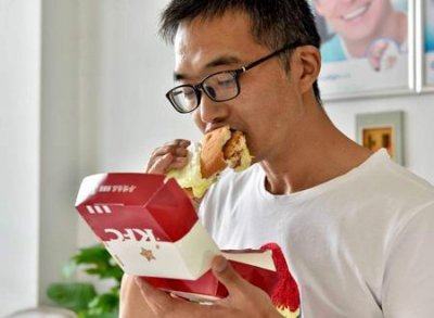 ​梦见吃东西，女人梦见吃东西什么意思