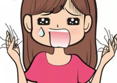 ​梦见掉头发预示什么，做梦梦到手一抓头发掉一撮