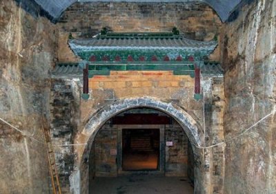 ​梦见好多坟墓好不好，已婚女人梦见好多坟墓