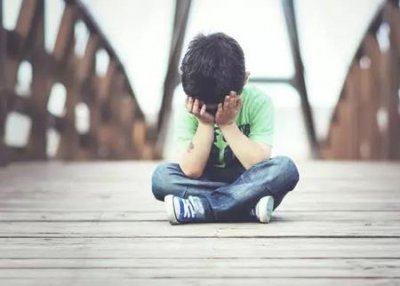 ​梦见离家出走预示什么，做梦梦到自己吵架离家出走