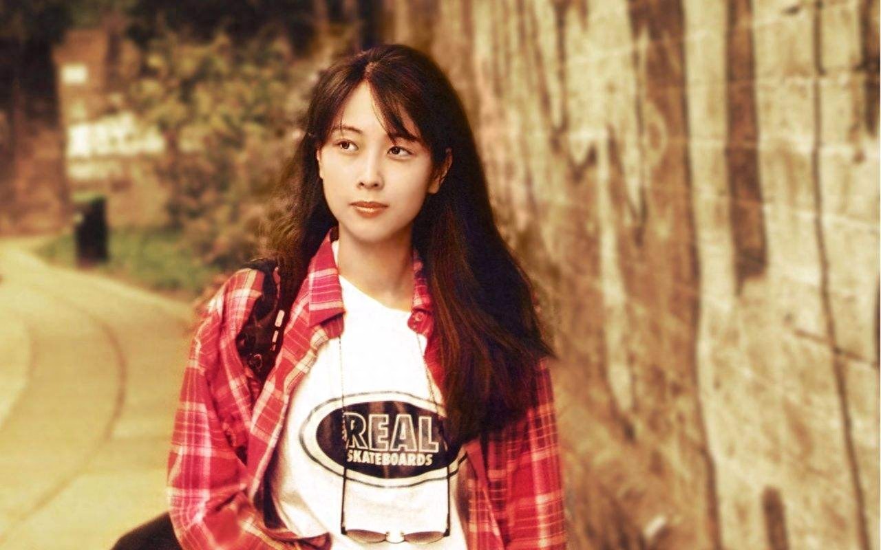 坂井泉水：拥有“世界最美侧颜”的传奇歌姬