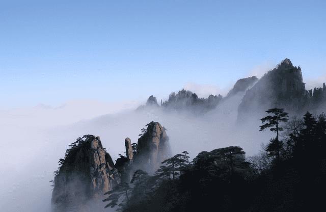 绝美写景诗句（赞美景色如画的诗句和表达的感情）