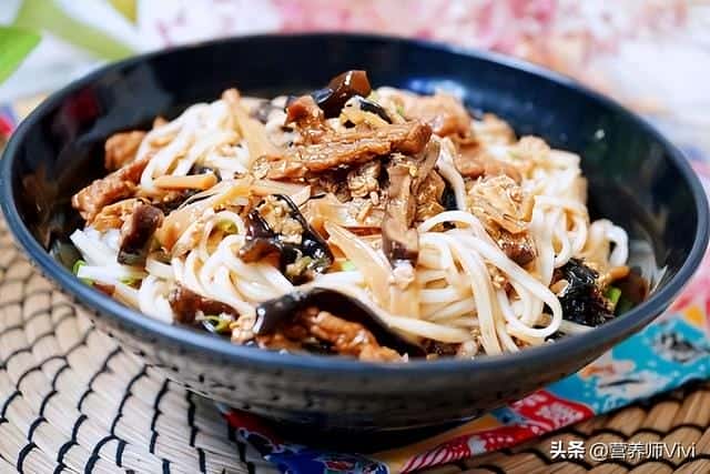 宝宝吃的意面哪个牌子好（六款宝宝面条测评）