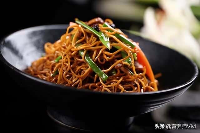 宝宝吃的意面哪个牌子好（六款宝宝面条测评）