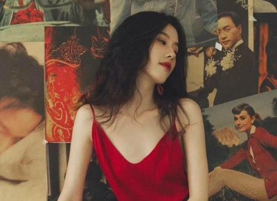 ​老公出轨妻子还拼命秀恩爱，老公出轨了，为何妻子仍努力展示恩爱？