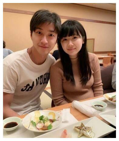 福原爱晒近照,二胎孕相明显满脸幸福,丈夫现身瞬间被赞像乔任梁