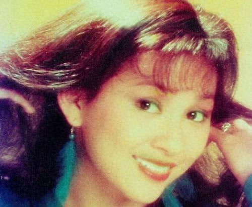 老照片：香港一代玉女余安安