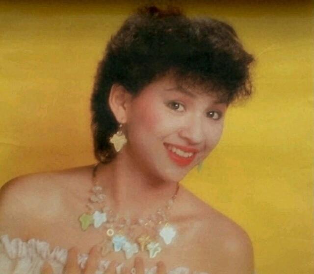 老照片：香港一代玉女余安安