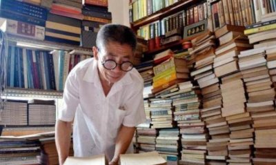 ​公厕保洁员藏书7000册 曾花5000元买下清朝木刻本