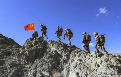​中印边境再起冲突，中国军人用自己的拳头捍卫我国领土