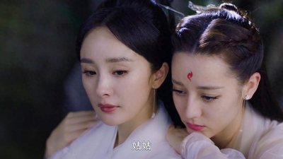 ​杨幂5岁客串《武状元苏乞儿》，小时候的作品，原来那么清秀可爱